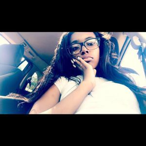 Meet your Posher, Mya